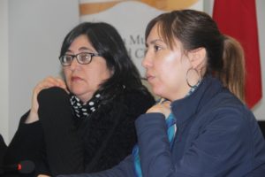 Dina Olivos Meneses, Coordinadora Comunal SENDA y Digna Aguilera, oficina seguridad ciudadana